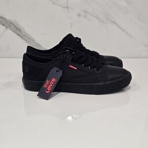 Levi’s | Black Sneakers  Women’s Size 7.5 | NWT